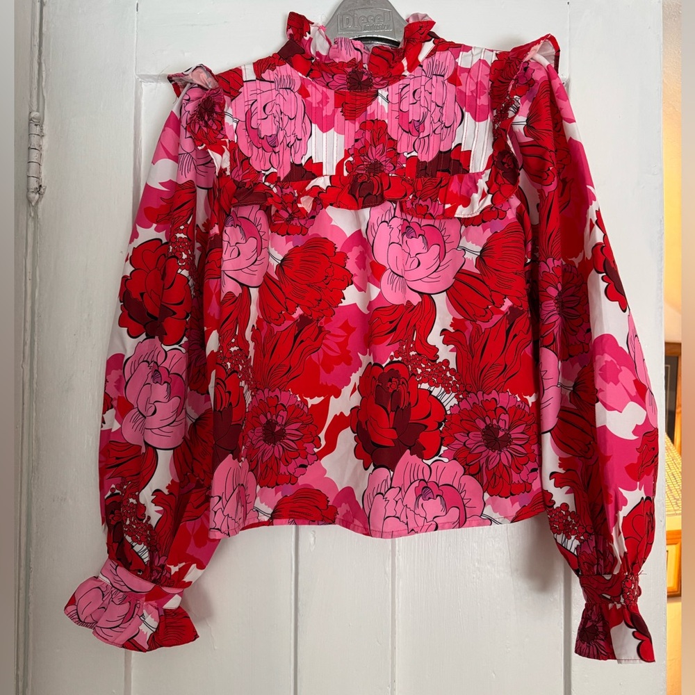 Stellah Anthropologie Bold Red & Pink Floral Ruffle Blouse